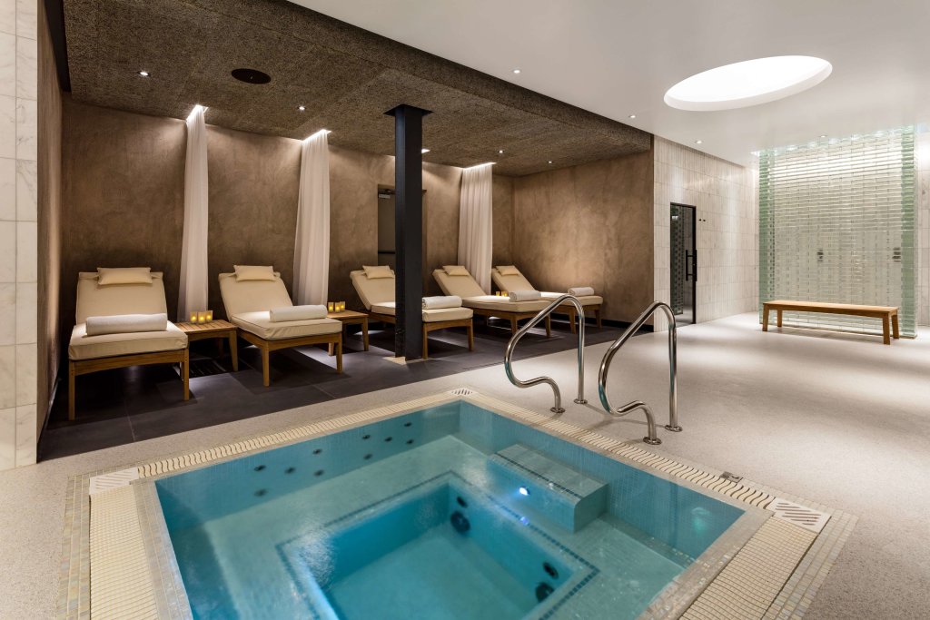 Radisson Blu Edwardian Heathrow Hotel & Conference Centre, London 21