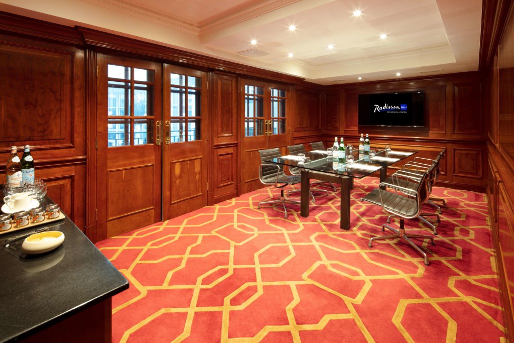 Radisson Blu Edwardian Heathrow Hotel & Conference Centre, London 23