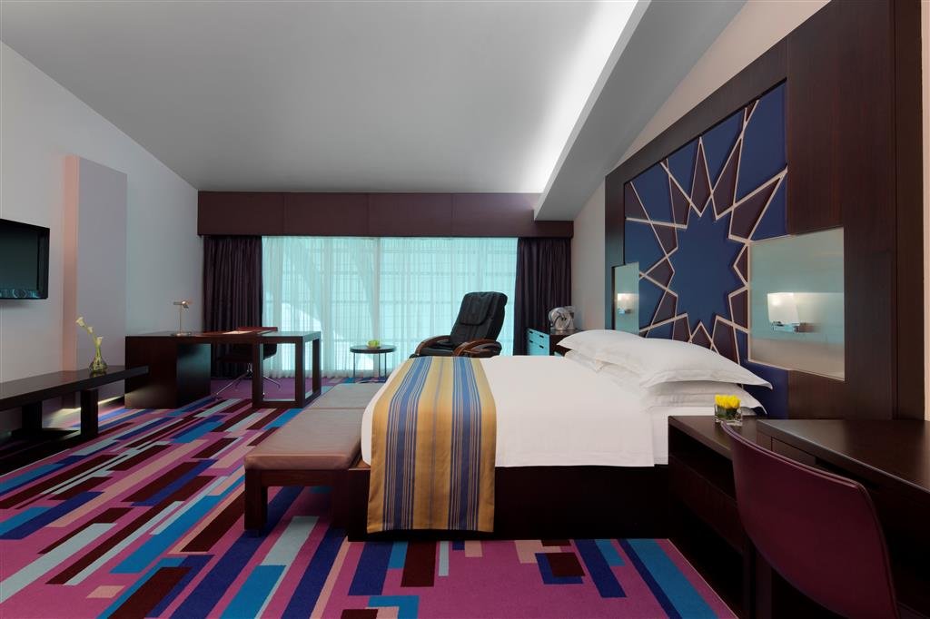 Dubai International Hotel, Dubai Airport 12