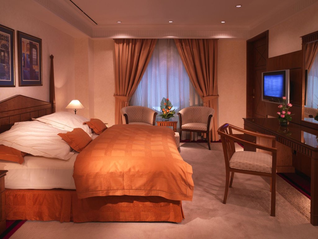 Dubai International Hotel, Dubai Airport 14