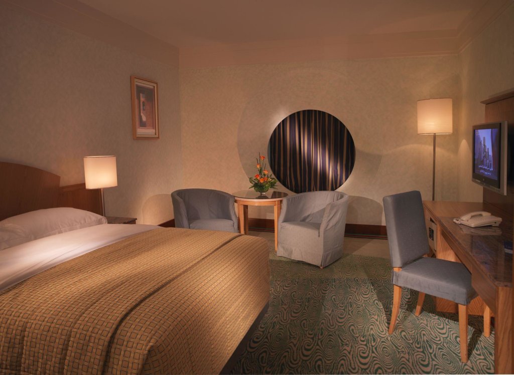 Dubai International Hotel, Dubai Airport 16