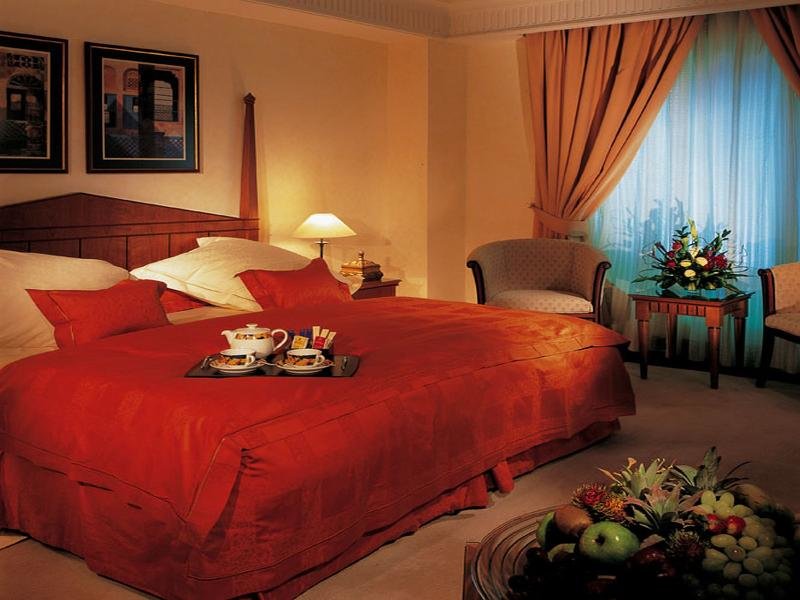 Dubai International Hotel, Dubai Airport 4