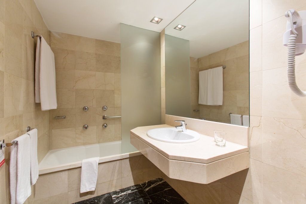 Expo Hotel Barcelona 11