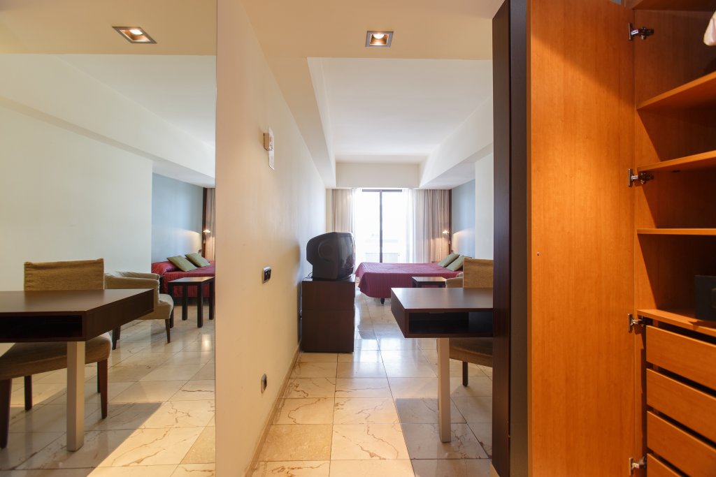 Expo Hotel Barcelona 12