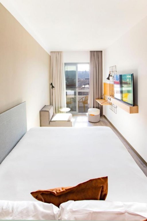 Expo Hotel Barcelona 7