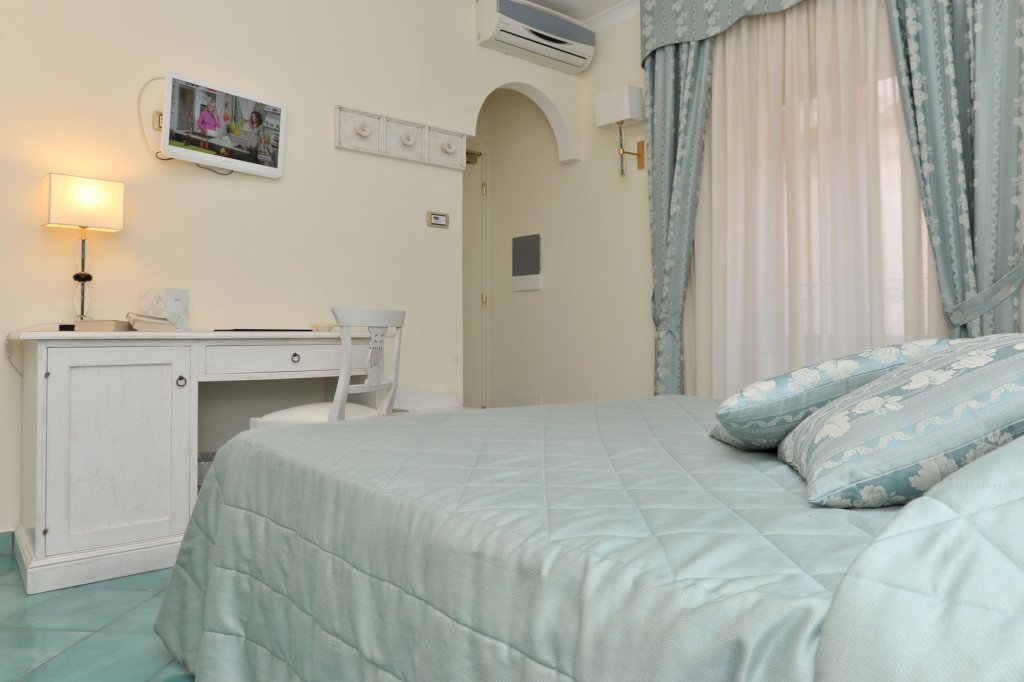 Hotel Santa Lucia 17