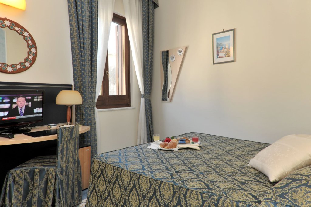 Hotel Santa Lucia 19