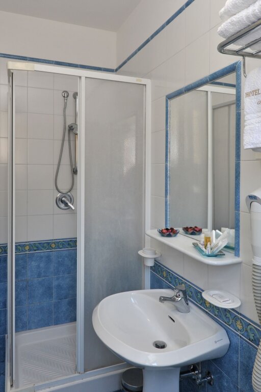 Hotel Santa Lucia 21