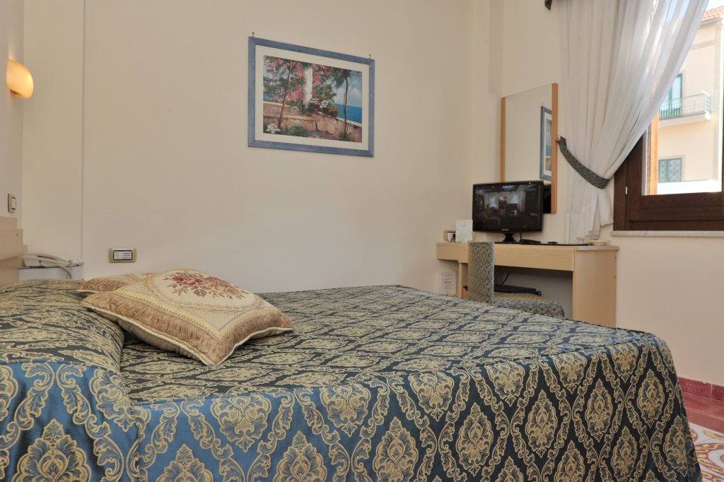 Hotel Santa Lucia 4