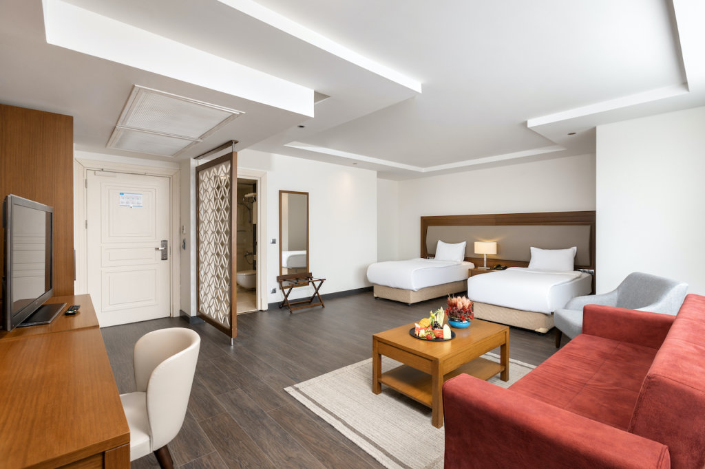Miracle Istanbul Asia Airport Hotel & Spa 11