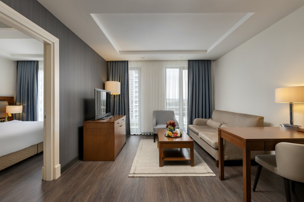 Miracle Istanbul Asia Airport Hotel & Spa 12