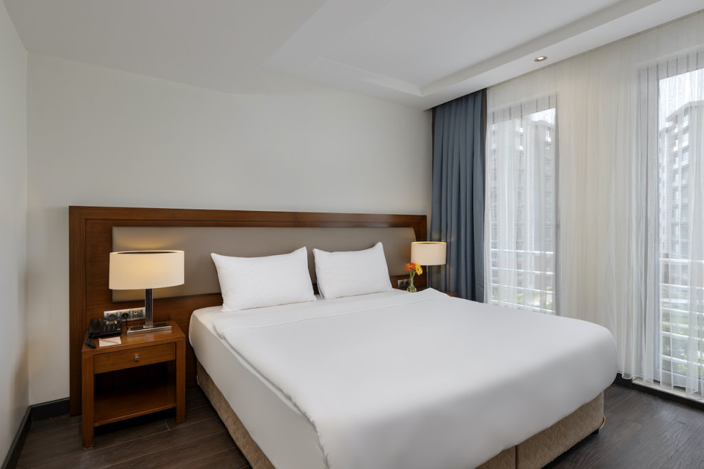 Miracle Istanbul Asia Airport Hotel & Spa 7