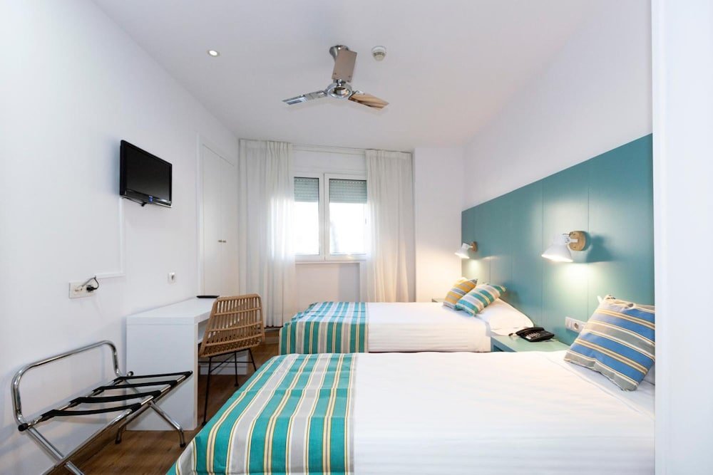 Hostal Bcn Port 12