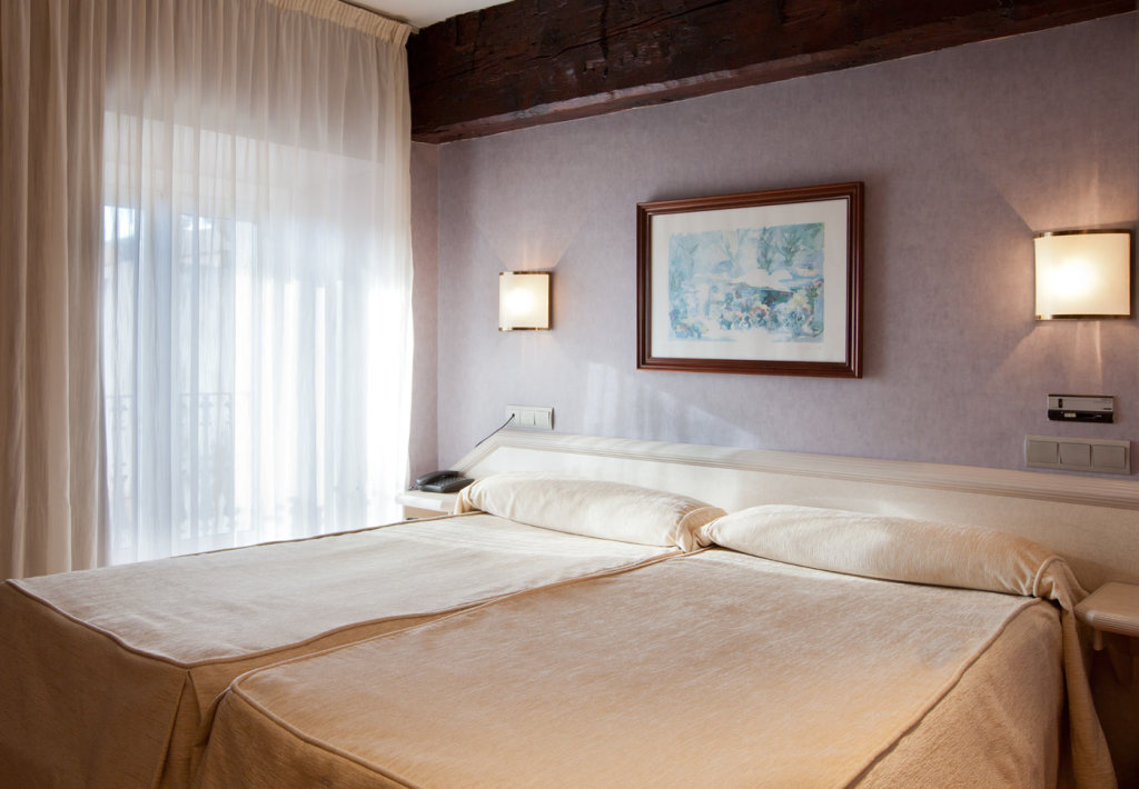 Hotel Sant Agustí 12