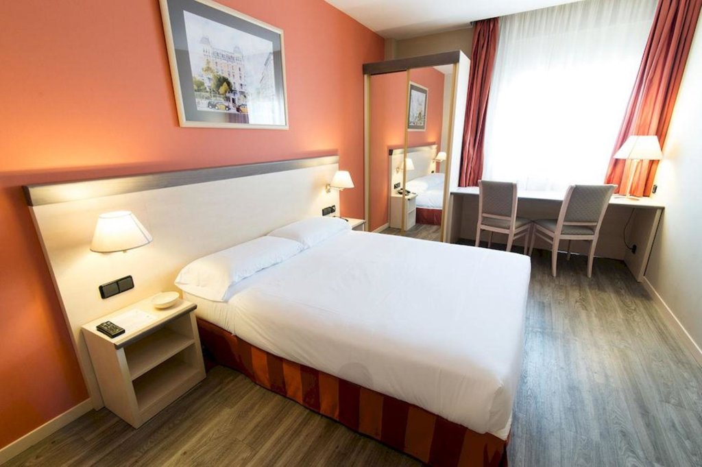 Sunotel Club Central 10