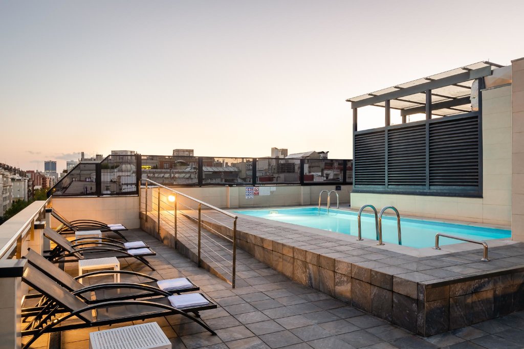 Sunotel Club Central 22