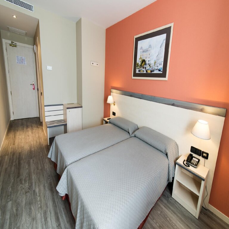 Sunotel Club Central 8