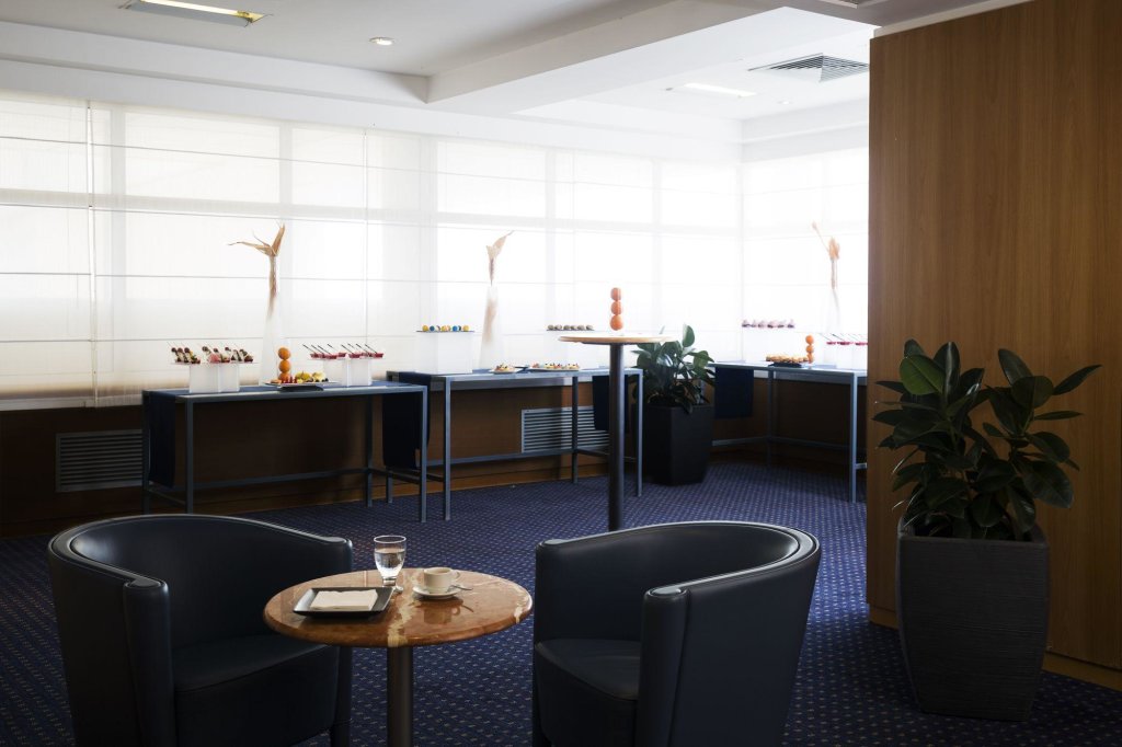 Hilton Rome Airport 4