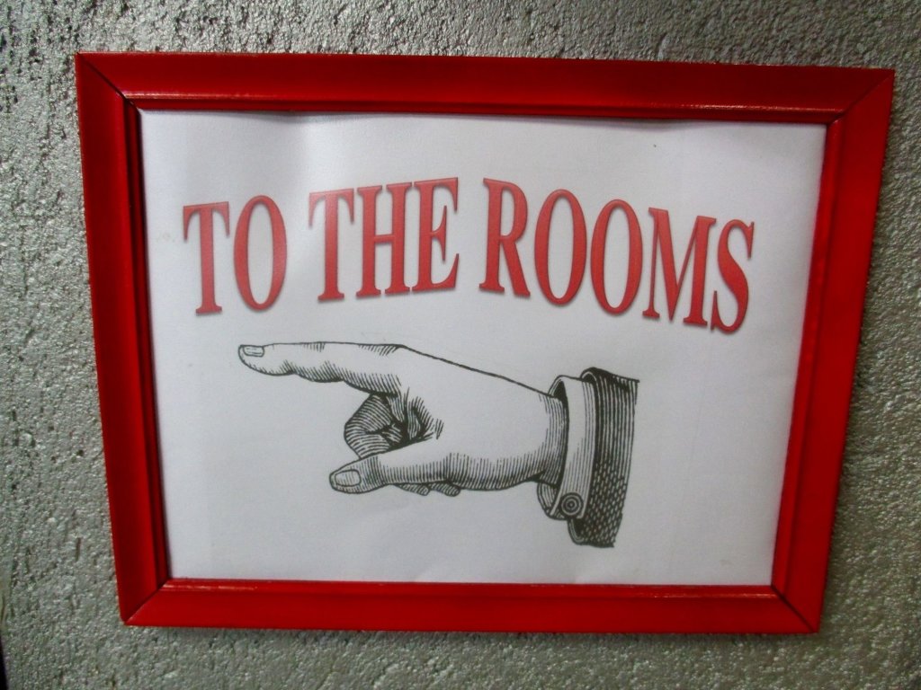 Ideal Youth Hostel 1