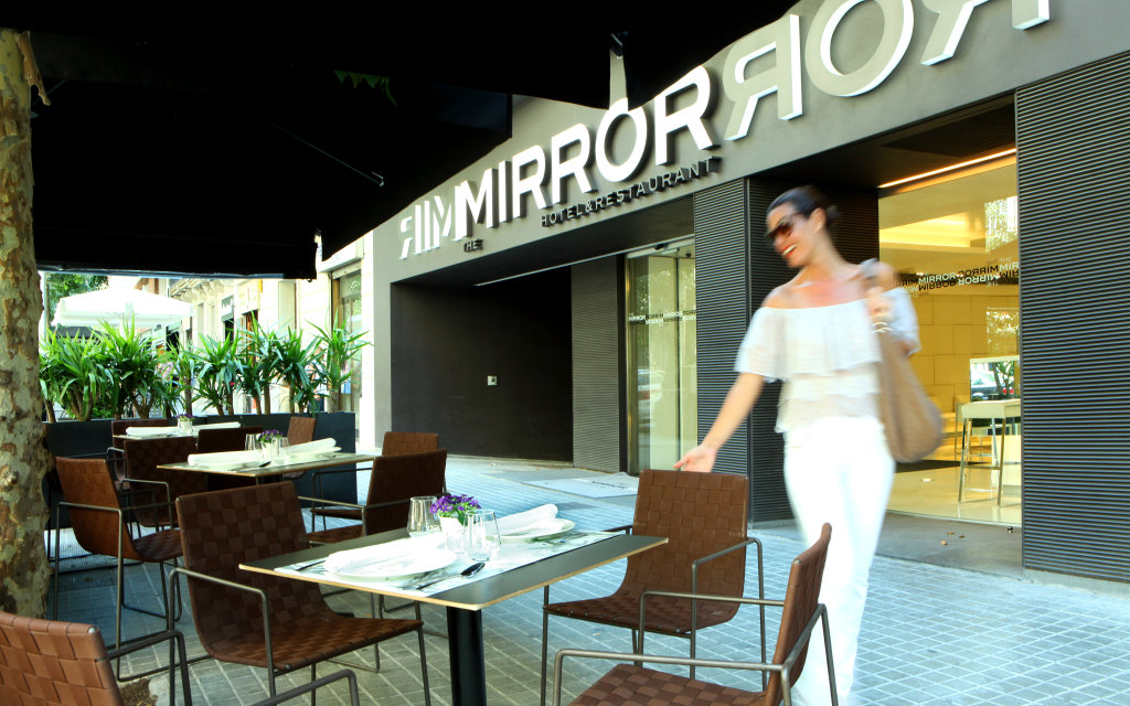 The Mirror Barcelona 24