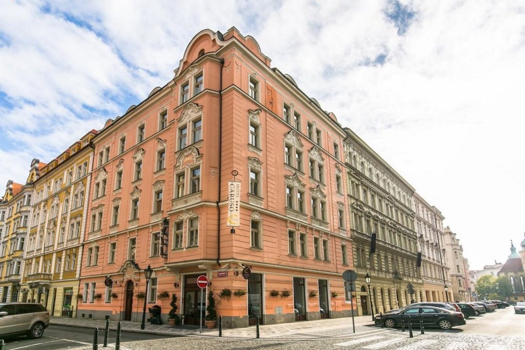 Myo Hotel Caruso 1