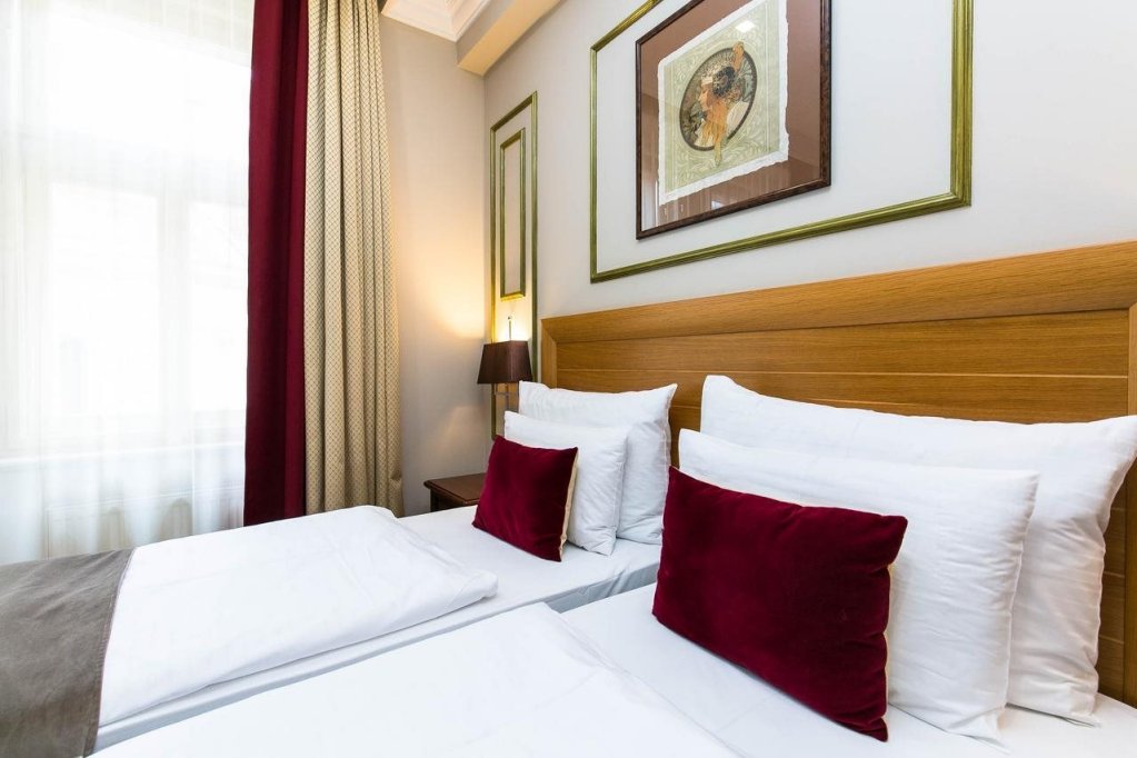 Myo Hotel Caruso 5