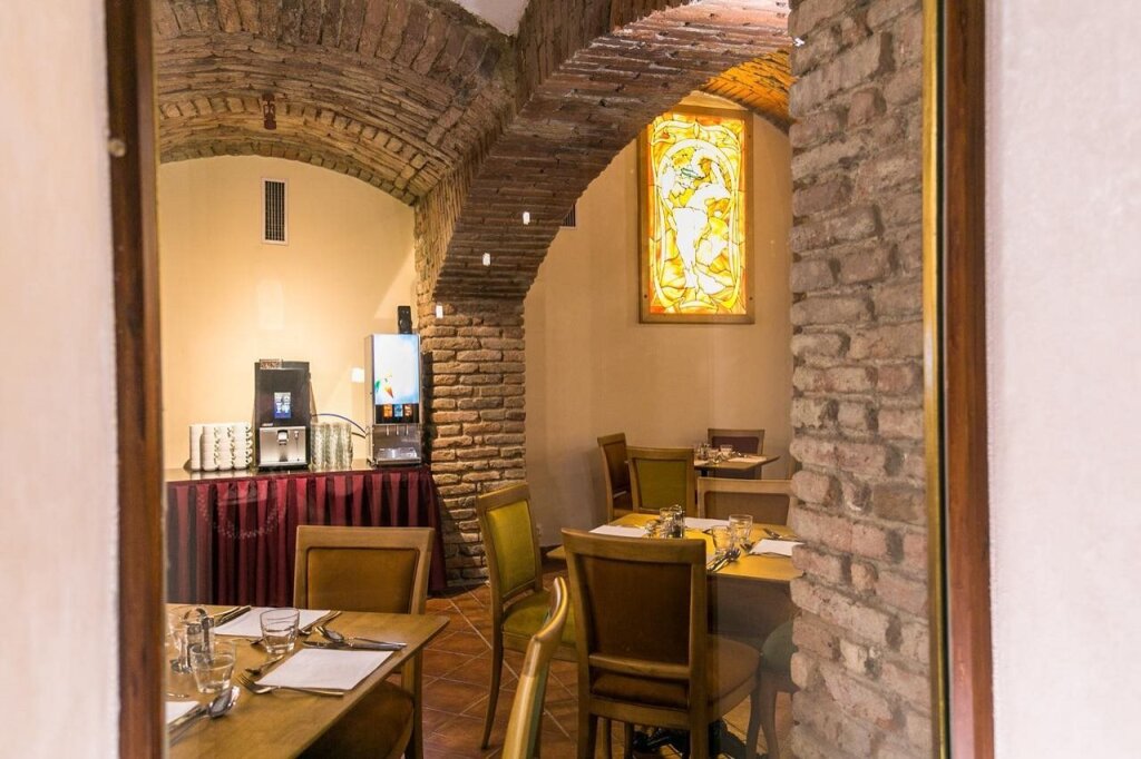 Myo Hotel Caruso 7
