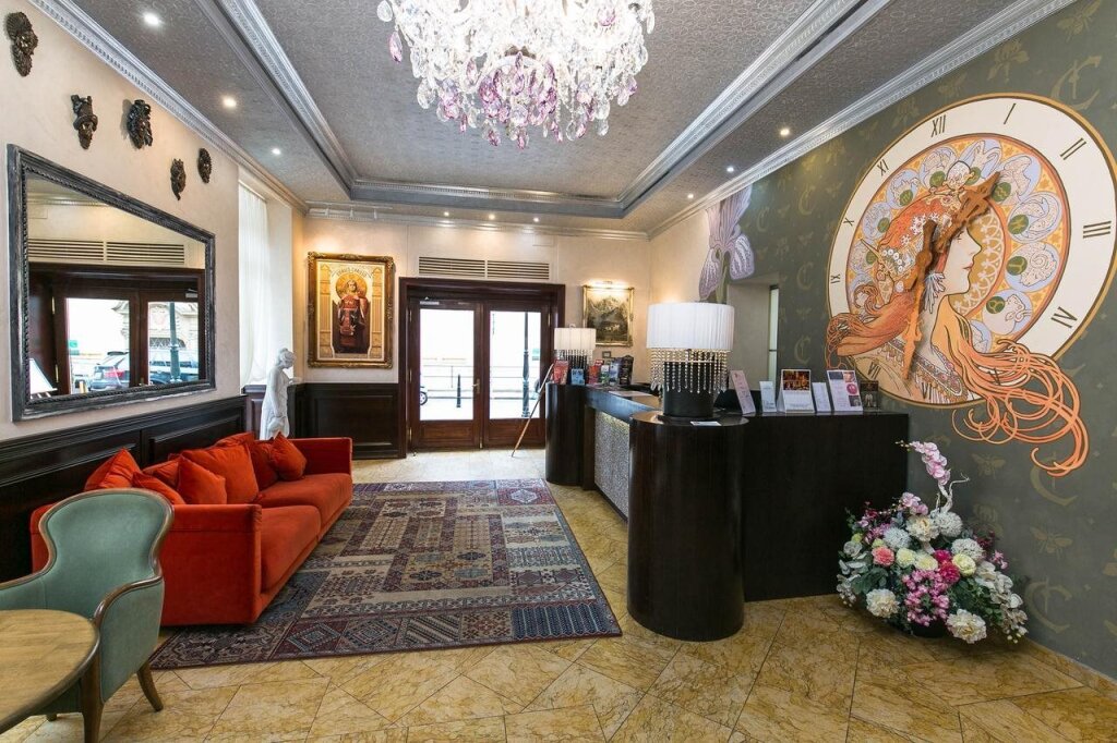 Myo Hotel Caruso 9