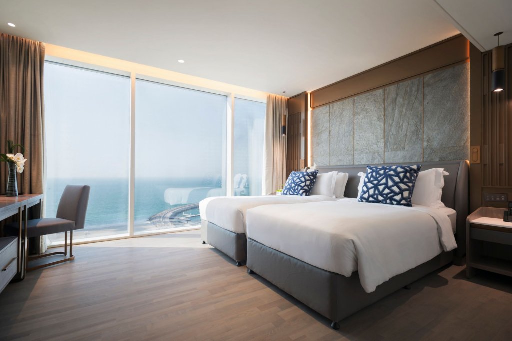Jumeirah Beach Hotel 7