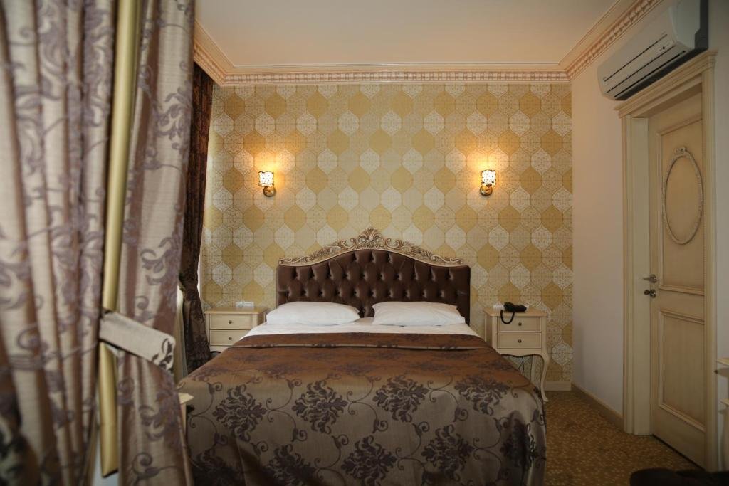 Tarihi Isparta Palas Otel 18