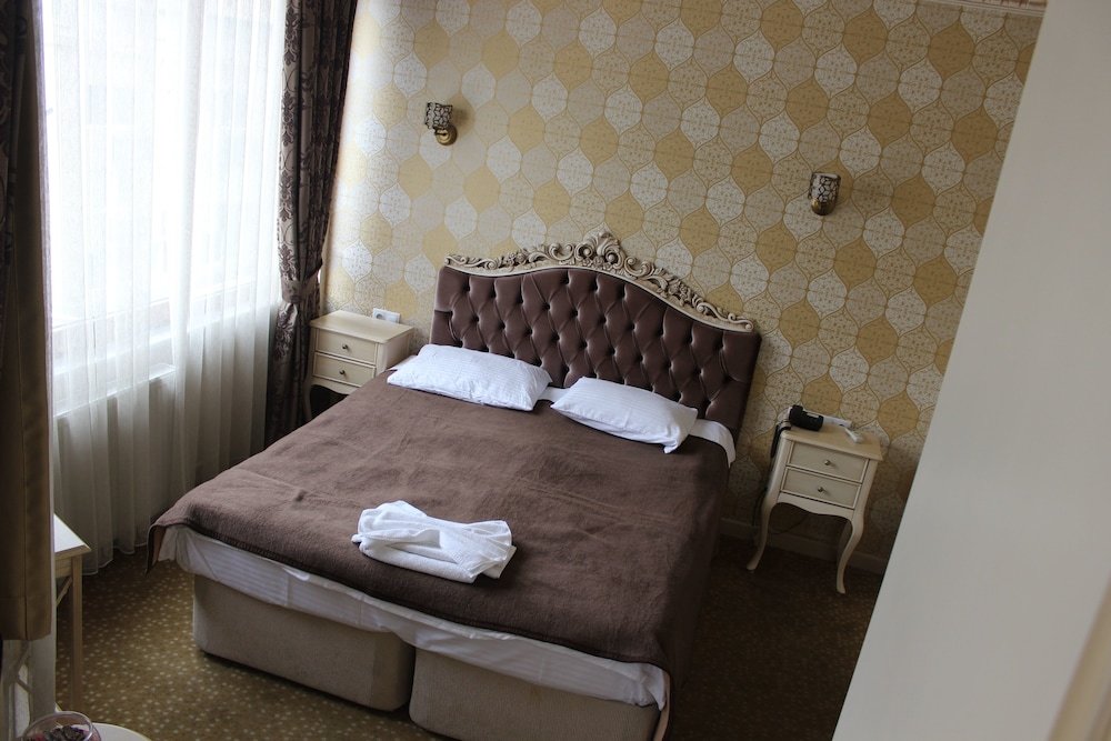 Tarihi Isparta Palas Otel 4