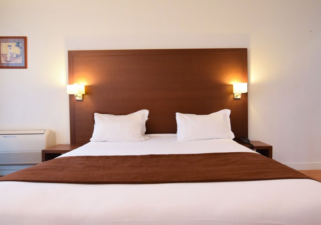 Residhotel Impérial Rennequin 13
