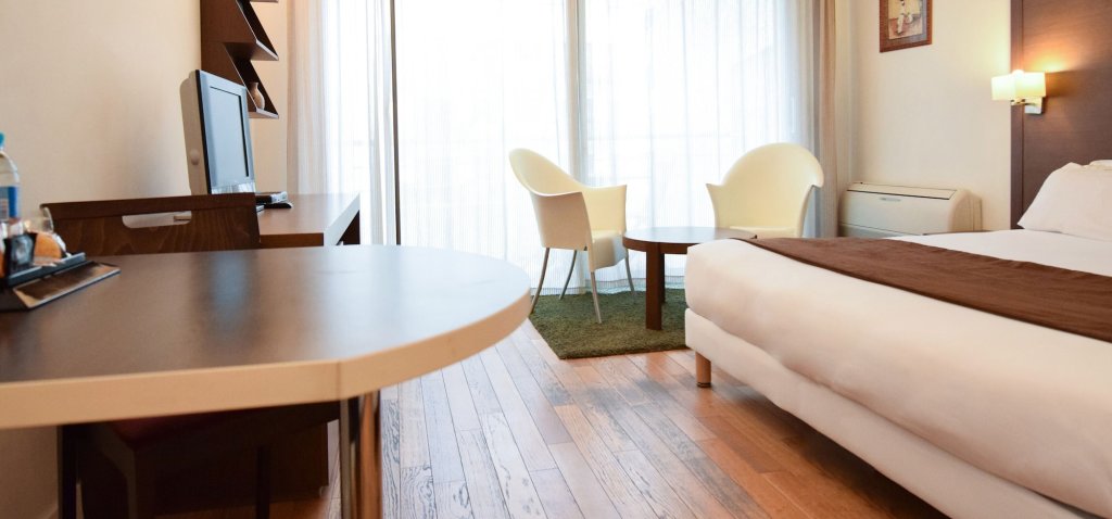 Residhotel Impérial Rennequin 19