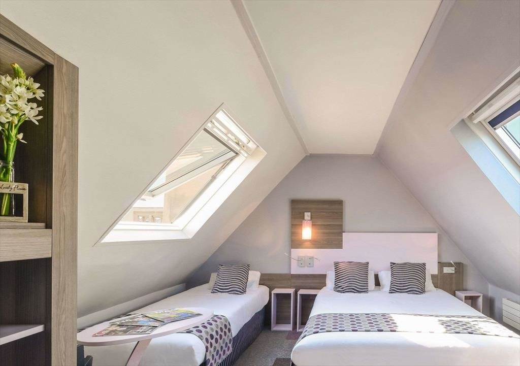 Comfort Hotel Nation Pere Lachaise Paris 11 9