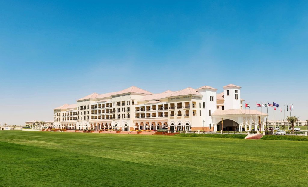 Al Habtoor Polo Resort 6