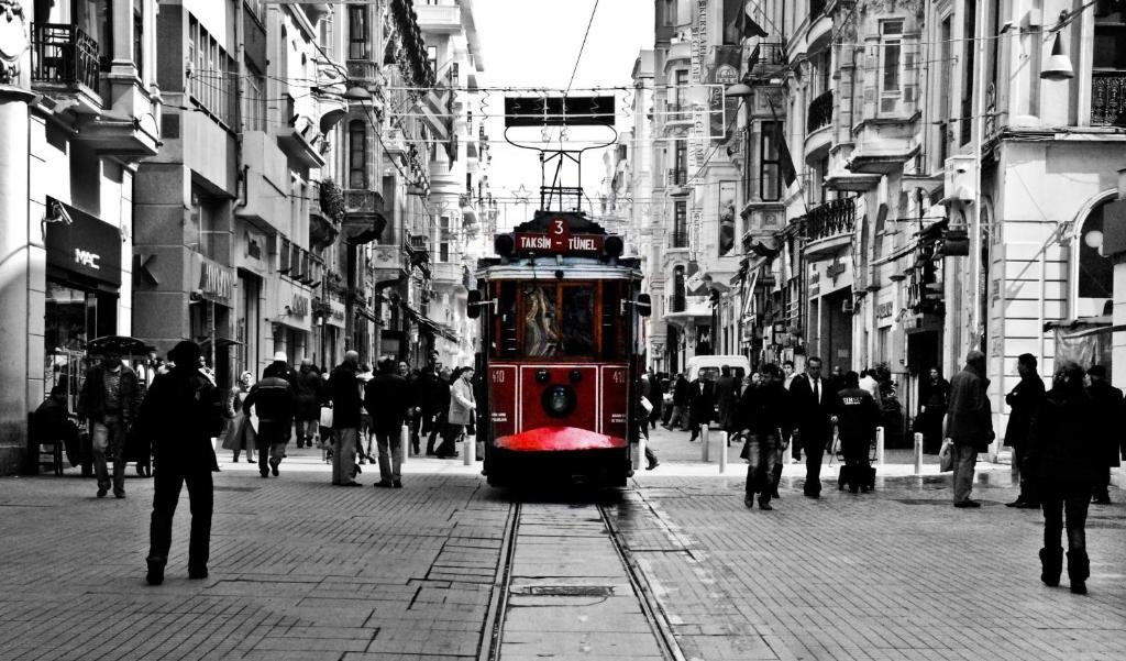 Taksim Mood 24