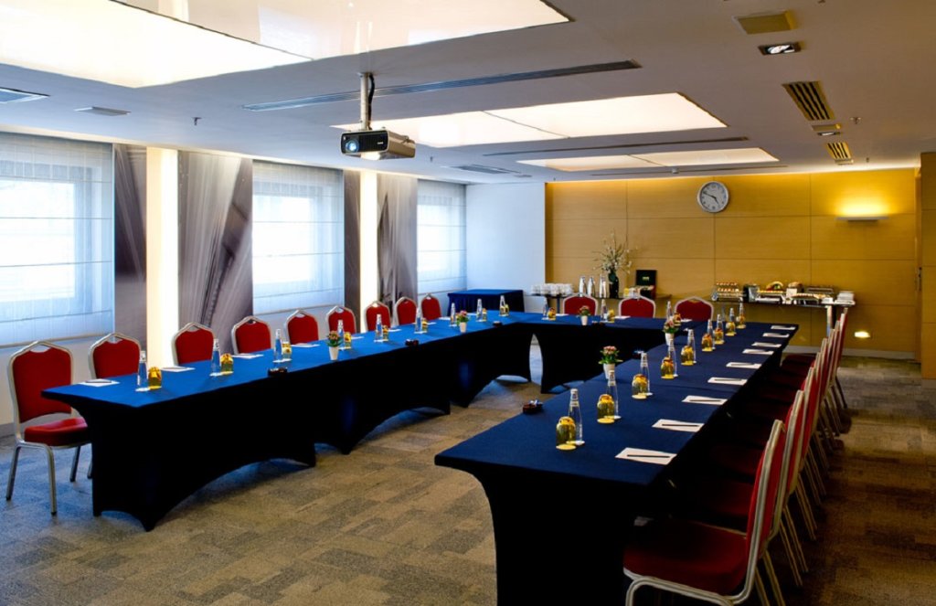 Divan Istanbul City 1