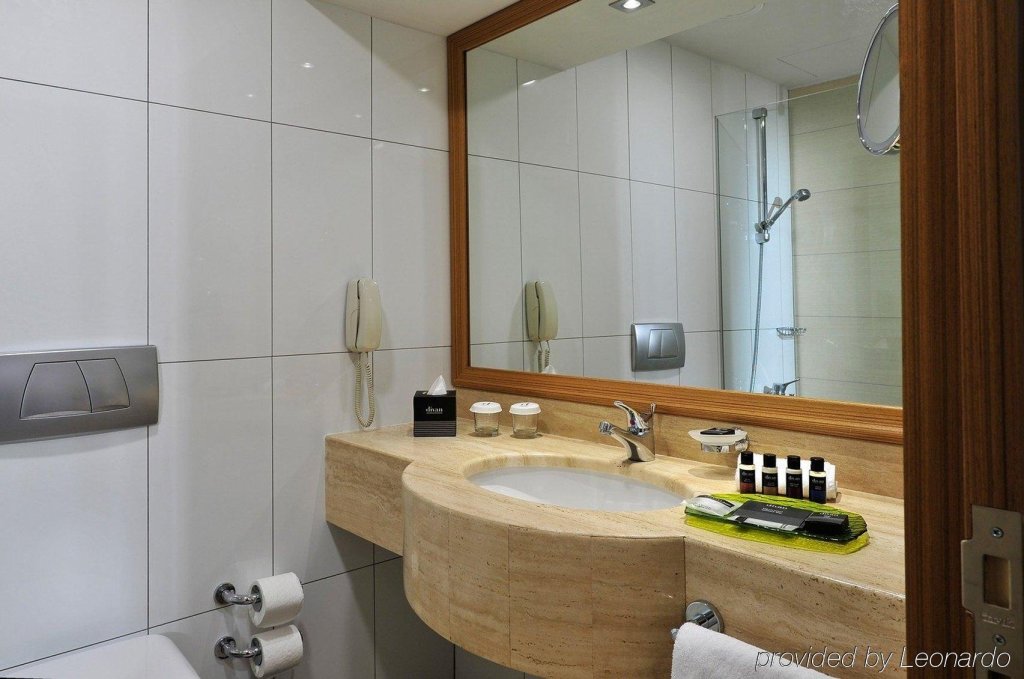 Divan Istanbul City 18