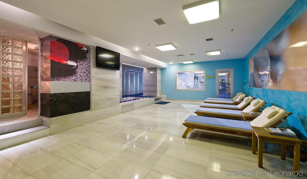 Divan Istanbul City 22