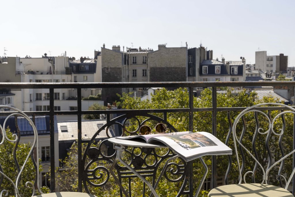 Hôtel de Banville 6