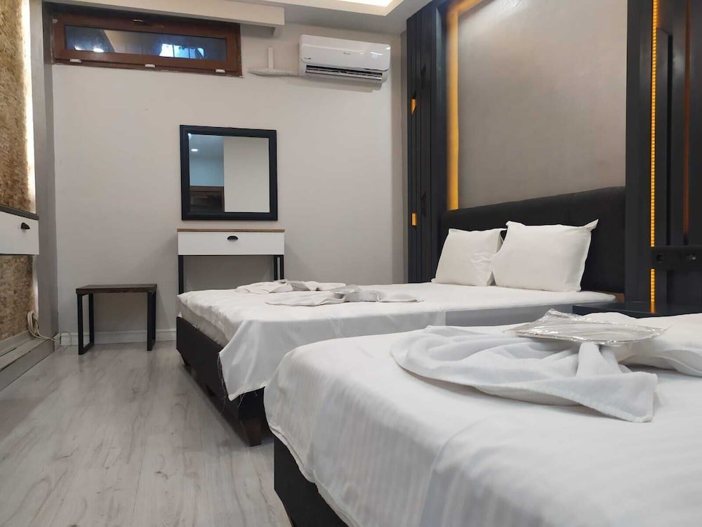 Sirkeci Quietness Hotel 13