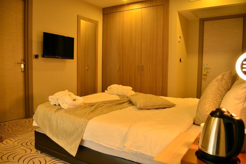 Orya Hotel 2