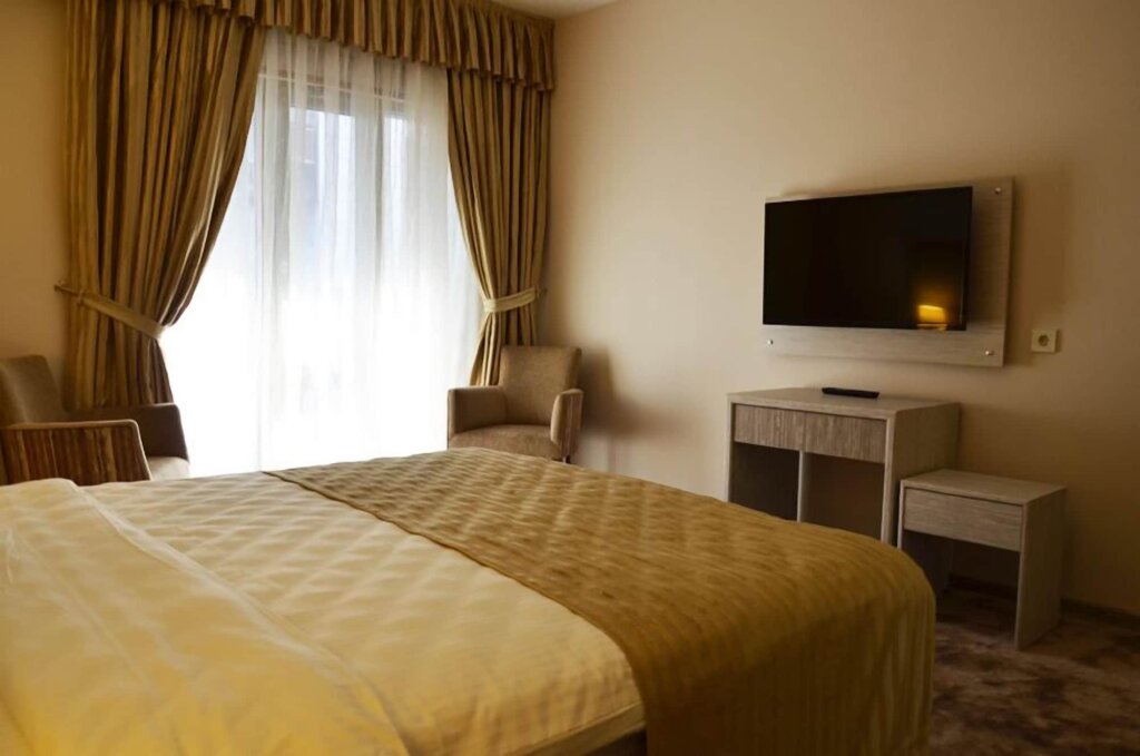 Orya Hotel 22