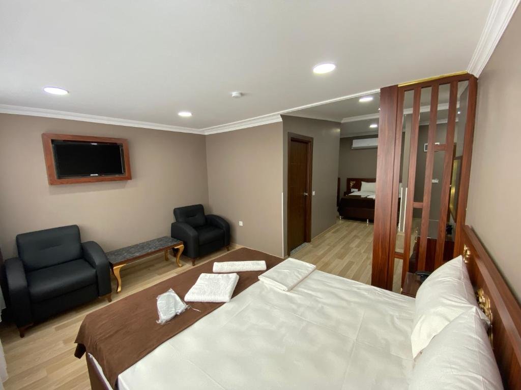 Grand Oral Hotel 18