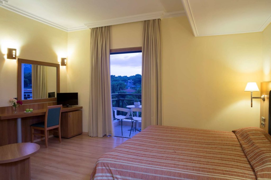 Ramada by Wyndham Attica Riviera 23