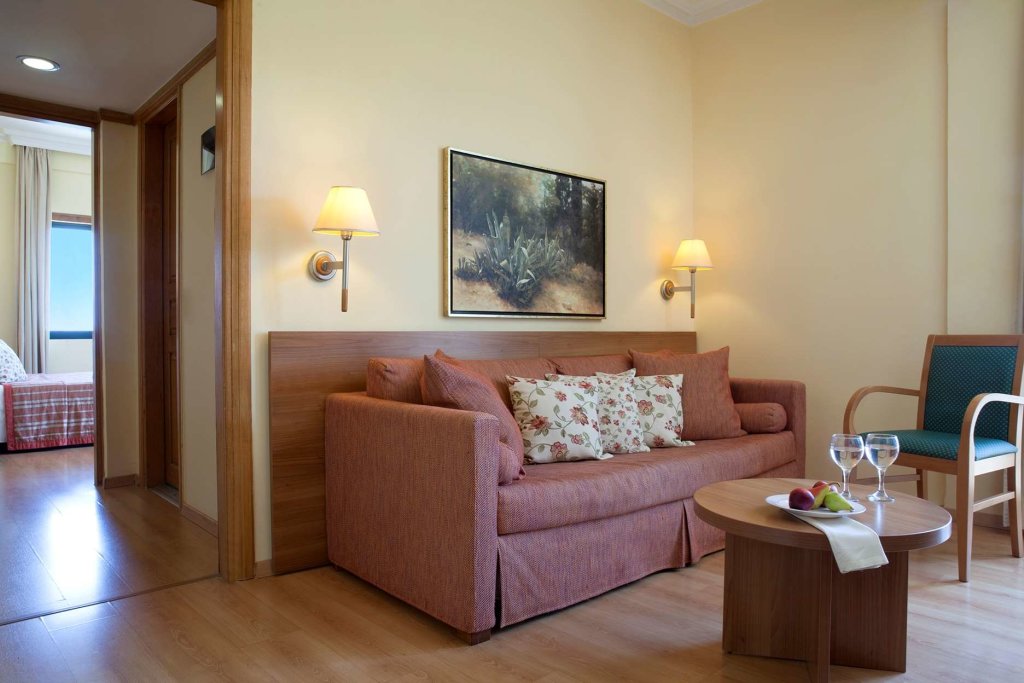 Ramada by Wyndham Attica Riviera 24
