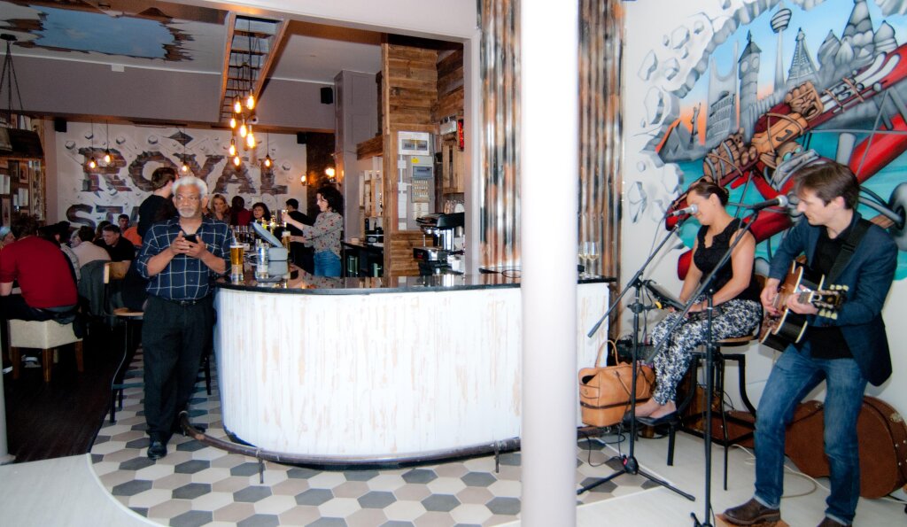 Book a Bed Hostels 22