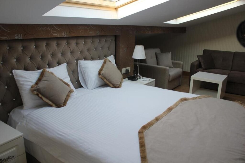 Diamond Royal Hotel 1