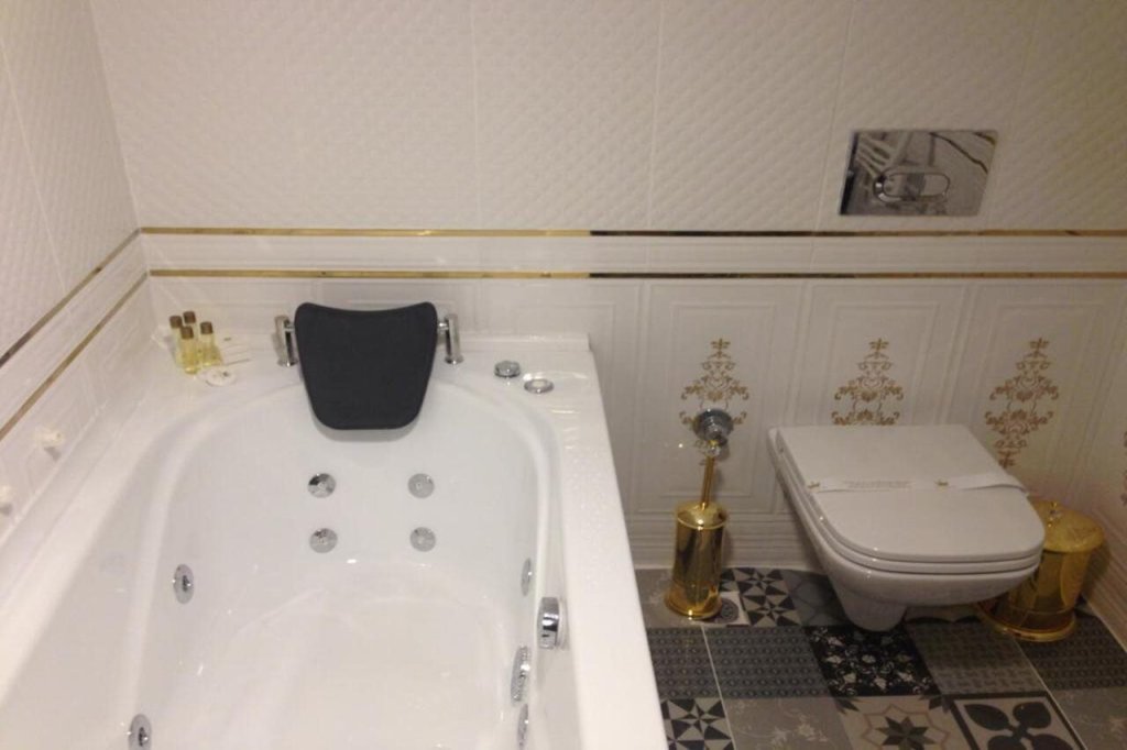 Diamond Royal Hotel 2
