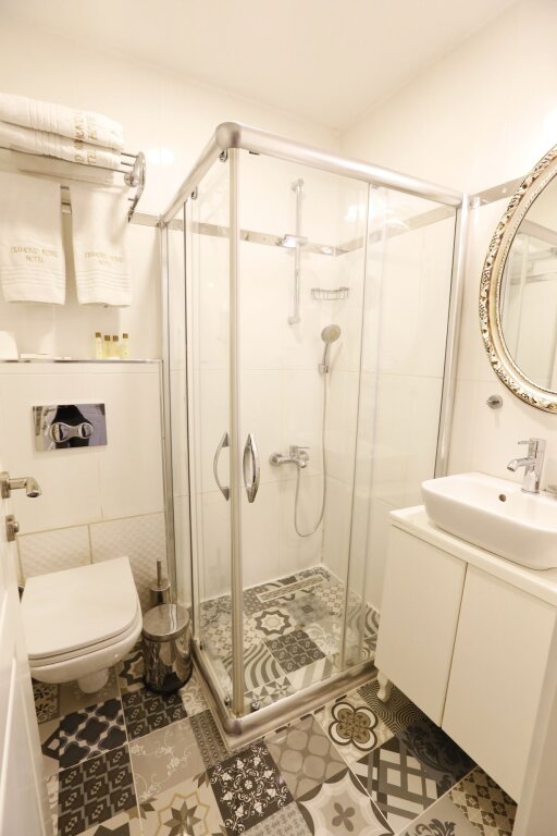 Diamond Royal Hotel 20